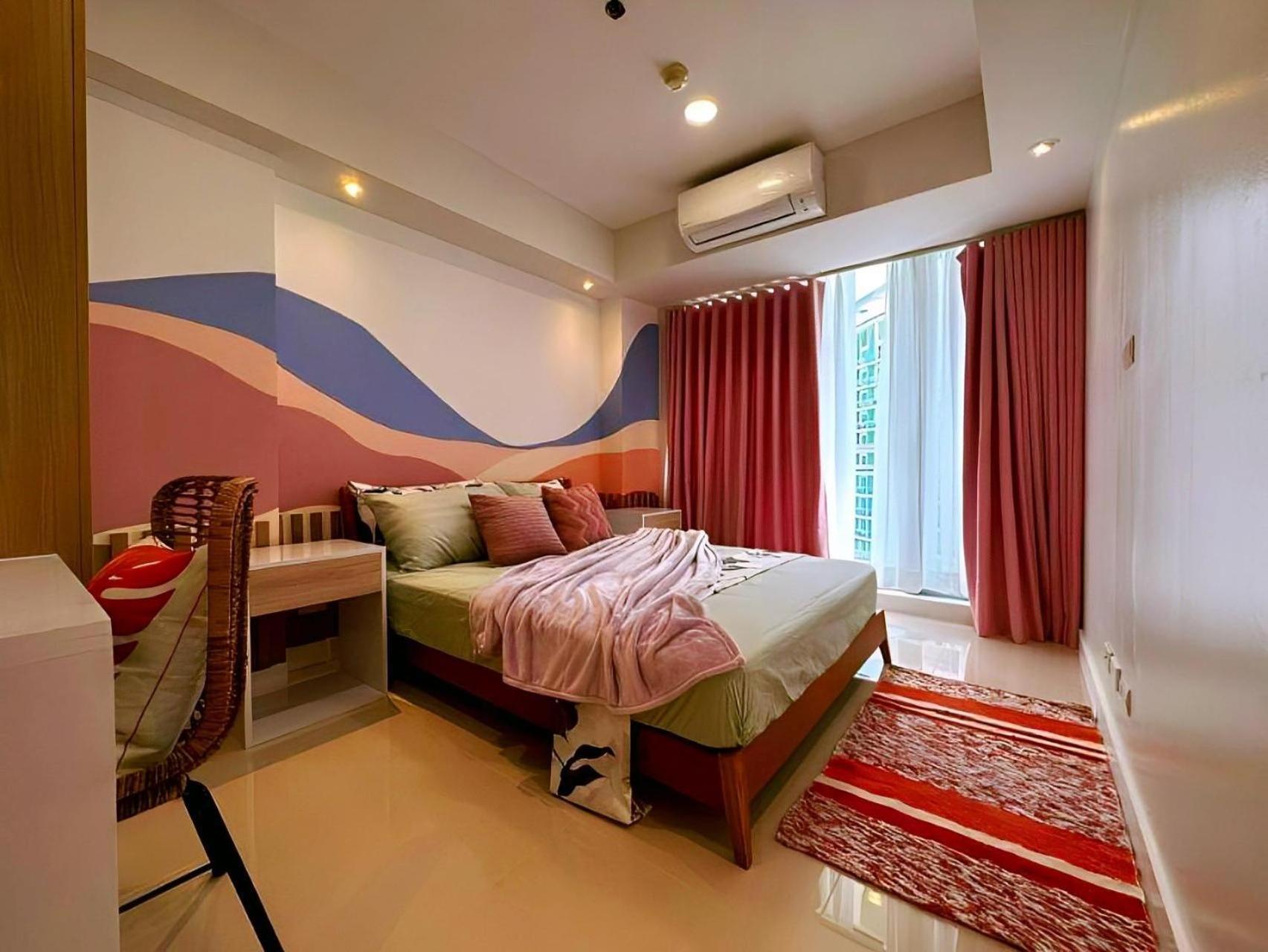 Manila Urban Resort At Azure Екстериор снимка